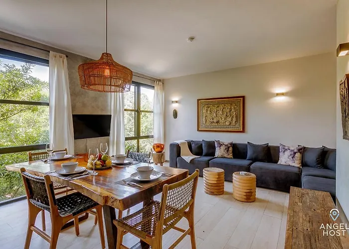 Apartment Chic In The Heart Of By Stella *