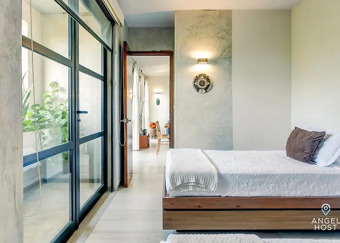 Chic In The Heart Of By Stella Tulum
